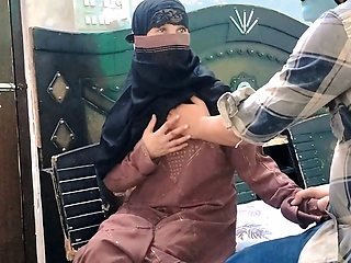 Little sister in law ko ghar me ghus kar jija ne choda