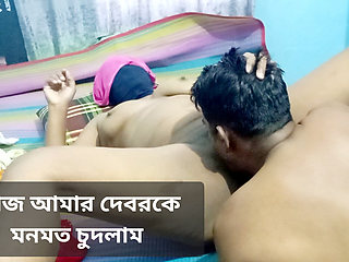 Indian bhabhi cleaning house for sex