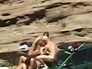 Coed Kelly Gets Her Pussy Licked and Fucked Outdoors