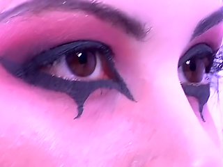 Reina Leone Is A Gothic Delight