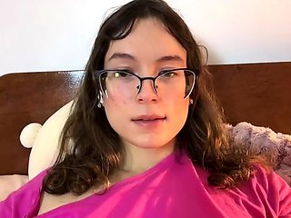 Hot amateur webcam teen masturbates for their fans