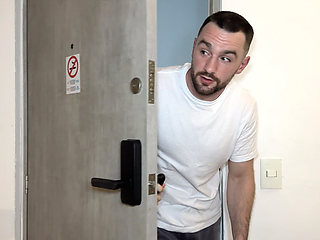 Cuckold Films Stranger From the Internet Giving Hotwife Uncontrollable Squirting Orgasms and Creampie