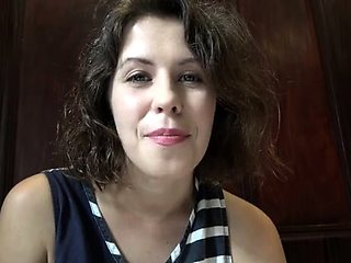Brunette Couch Webcam Solo Fun Masturbating