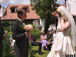 Blonde Vera Jarw having fun while being fucked during wedding