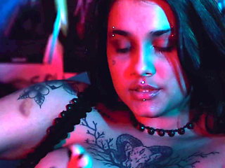 Lesbian Goddesses Foot Worship Session