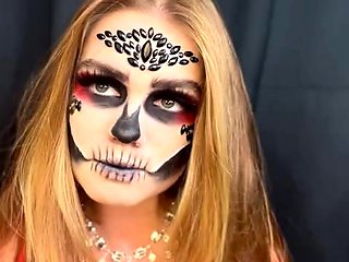 Goddess Roxy - Halloween Body Worship