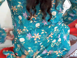 Enjoying a honeymoon in Goa with an Indian wife