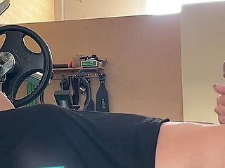 Cumshot in the Face in the Gym