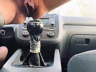 I Put the Gear Lever of a Friend's Car in My Pussy Like a Whore