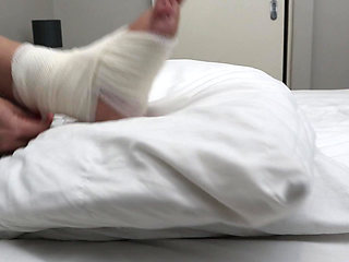 I Sprained My Ankle! by Kinkylyrical