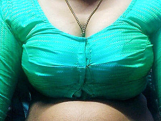 Desi Mohini Aunty Hot Sex with Plumber