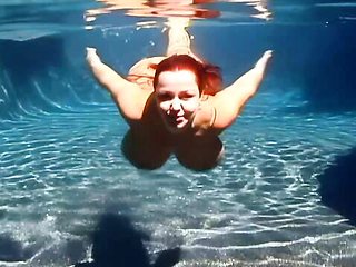 Pretty Cherry Brady's saggy porn