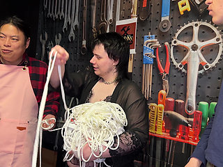 Kinky Hardware Store - Cliff Media Productions
