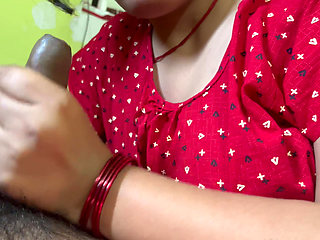 Omg! I’m Alone with My Step Stepmother and I Asked Help to Fuck My Tight Dick