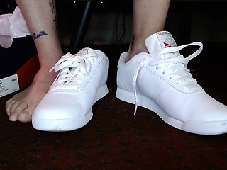 Toe Wiggling Reebok Princess Sneakers