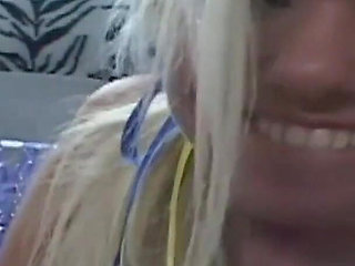 Sexy cheerleader looking for ice cream find a eager cock to fuck them