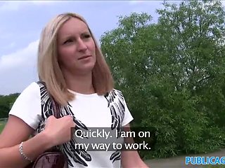 Sexual ladylove's blonde dirt