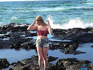 Blonde emo amateur solo masturbation