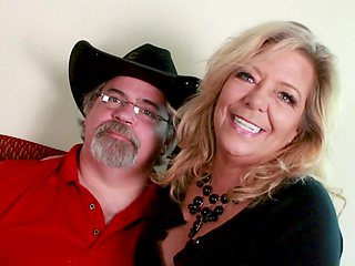 John Smith fucked his wife by a big fat bald pussy of Karen Summer