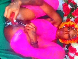 CIMA black and ebony