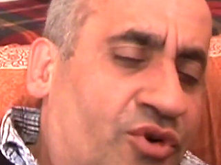 An Old-fashioned Grandma - Episode 1