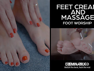 Feet Cream and Massage Foot Worship