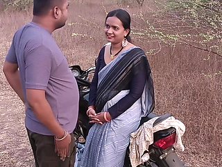 Amateur couple from India are doing it in the field