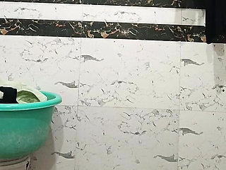 Priya Bhabi Nice Body Show