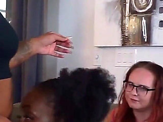 Savanna's Lesbian Double Feature Vicki's Huge Strapon and Lesbian Foursome Fun