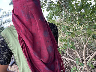 Desi girlfriend outdoor blowjob hardcore sex with Ritu in jungle - tight pussy, small tits, HD
