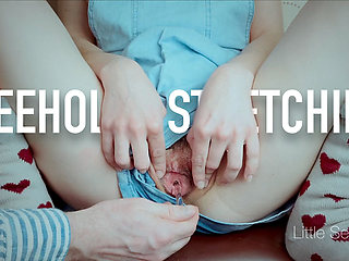 I Stretch My Narrow Urethra