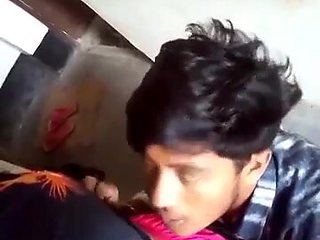 Uber-sexy Bangladeshi School Maal Breast Gargling By Amateur -@BossStuff0