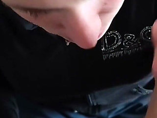 Cum on Face for Amateur MILF Cumslut