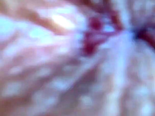 A 19-year-old Cutie Learned to Show Anal Close-ups