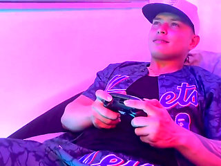 I'm Playing a Video Game and I Get a Blowjob From My Stepsister