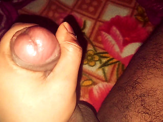 want to masterbate in under the blenket while stepmom in room.