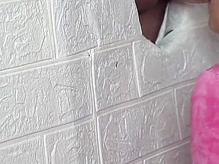 Gloryhole the Dick Reacts to Every Move