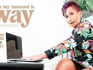 Samantha Is A 49 Year Old Mature Nympho When Left Alone She Gets Horny And Starts Masturbating