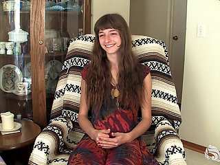 Willow Enjoys Her Bushy Muff - Full 4K Remaster