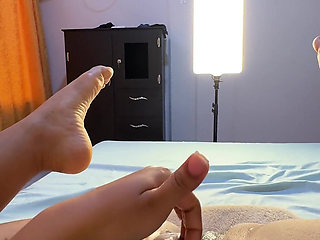 I'm so Horny in the Hotel Room, I Want to Fuck