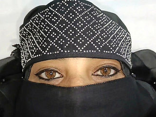 Don't stop, muslim girl was hungry for uncut dick