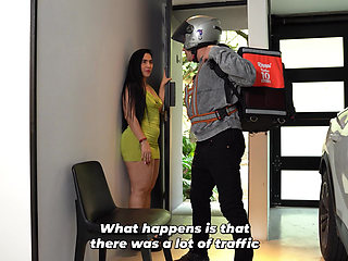 Big-bootied MILF knows how to tip her delivery drivers - Jean Paul & Sarah Black