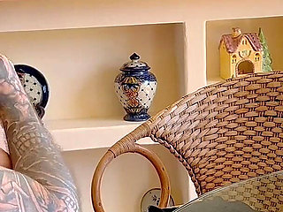 Wifebucket Amateurs - Fucked My Hot Wife by the Table