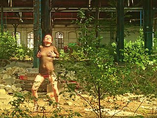 Erotics in Ruins