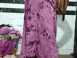 Priya Bhabi Sexy Style Body Show