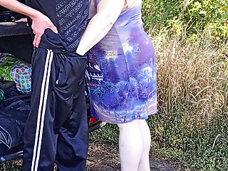 Zona901 Fucks Stepmom Doggy Style in Park - Blowjob & Cumshot in Public