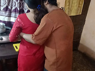 Indian Aunty Fucked in Kitchen While Cooking - Hindi Audio Full Video