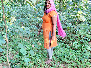 Desi wife Fucking In Out Side With Young Boy Friend & Mood Sex