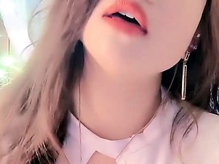 Amateur wild chick solo masturbation