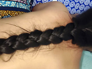 Desi biwi ko  rendi girl banake costumer ke sath sex karne bola